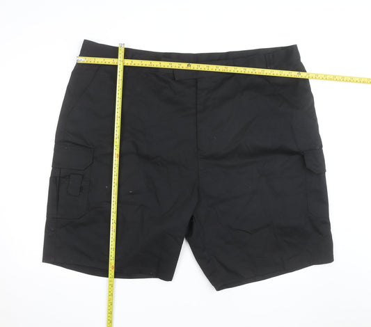 Benchmark Men's Black Cargo Workwear Shorts Size 50 Regular Fit