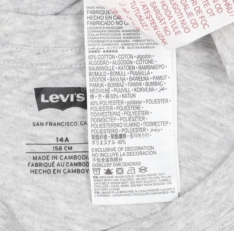 Brand and care label for Levi's girls’ grey logo t-shirt 14 years crew neck short sleeve