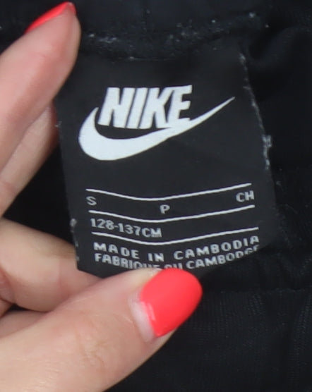 Additional view of Nike boys’ black air max jogger trousers, size S, 128-137cm zip pockets