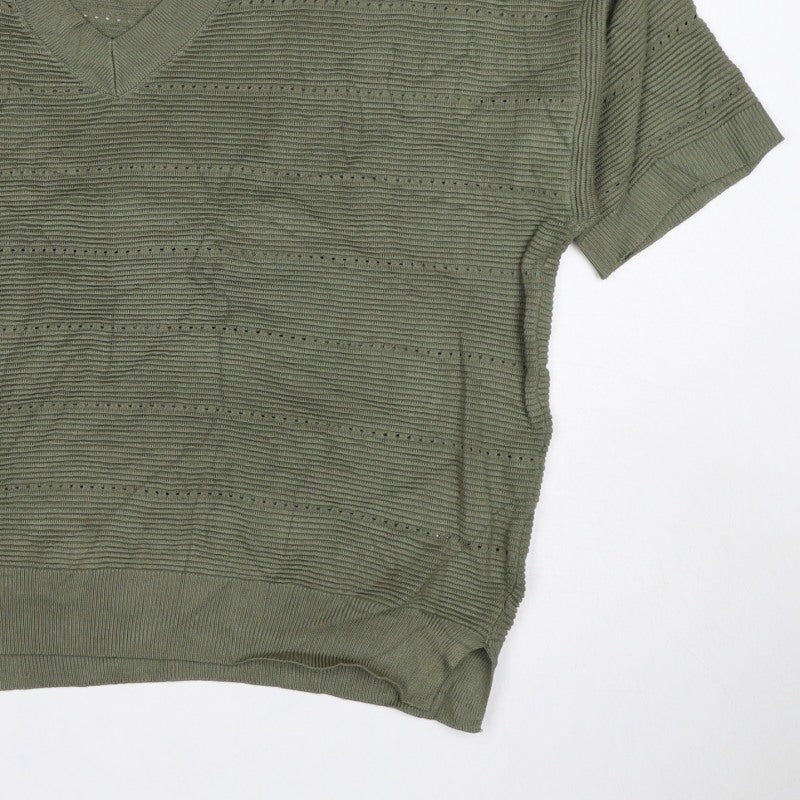 F&F Women’s Green M V-Neck Short Sleeve Knit Basic Top
