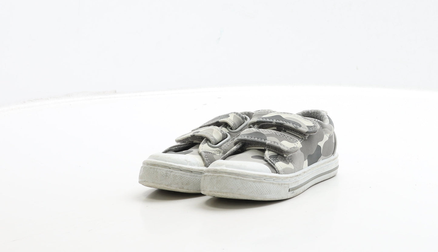 F&F Boys Grey Camouflage Polyester Trainer UK 5 22