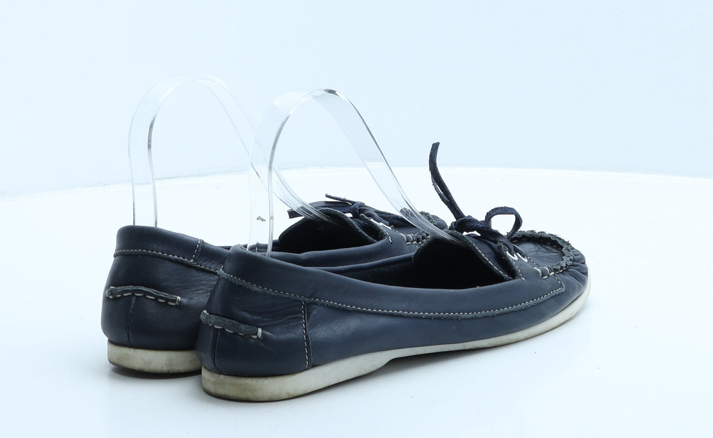 Preworn Womens Blue Leather Flat UK 7 40