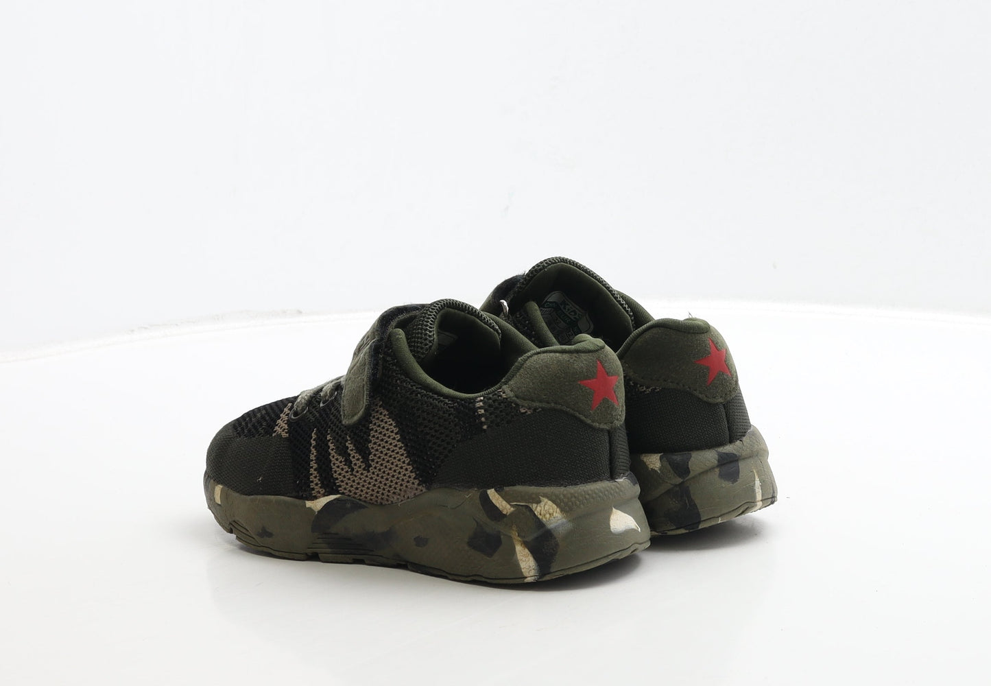 Preworn Boys Green Camouflage Polyester Trainer UK 2 32