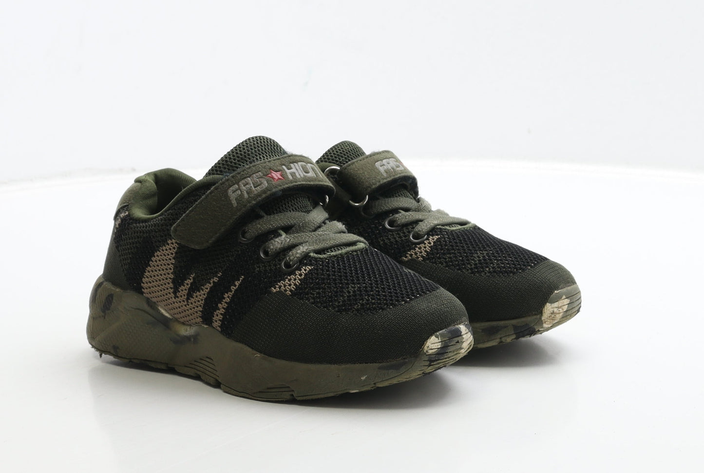 Preworn Boys Green Camouflage Polyester Trainer UK 2 32