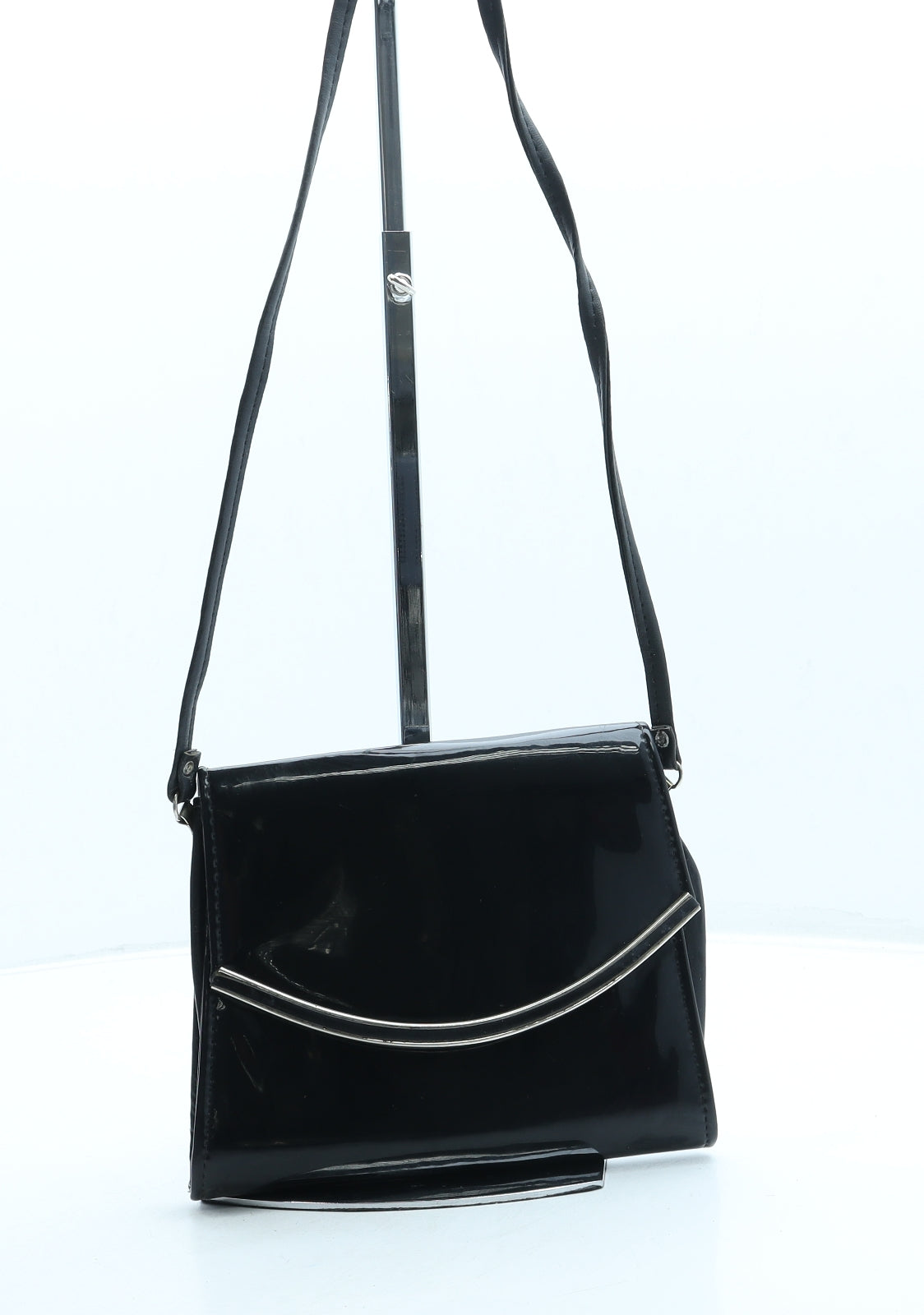 Preworn Womens Black Leather Crossbody Size Small