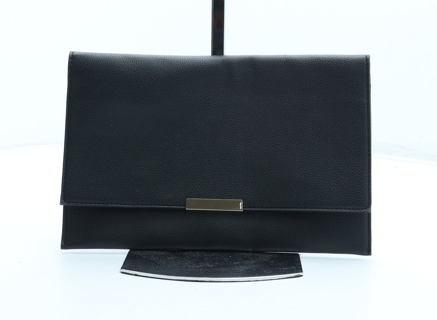 Preworn Womens Black Polyurethane Clutch Size Small - Bag Depth 1cm