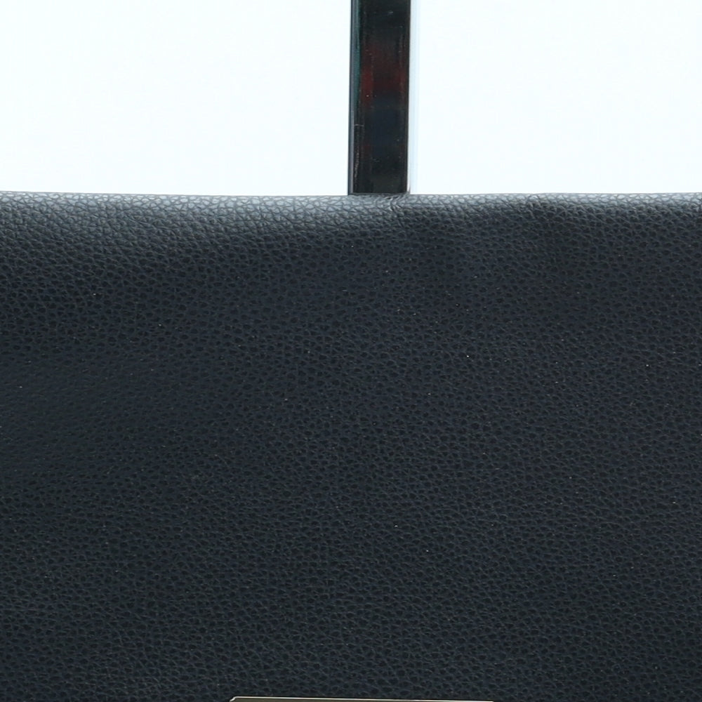 Preworn Womens Black Polyurethane Clutch Size Small - Bag Depth 1cm