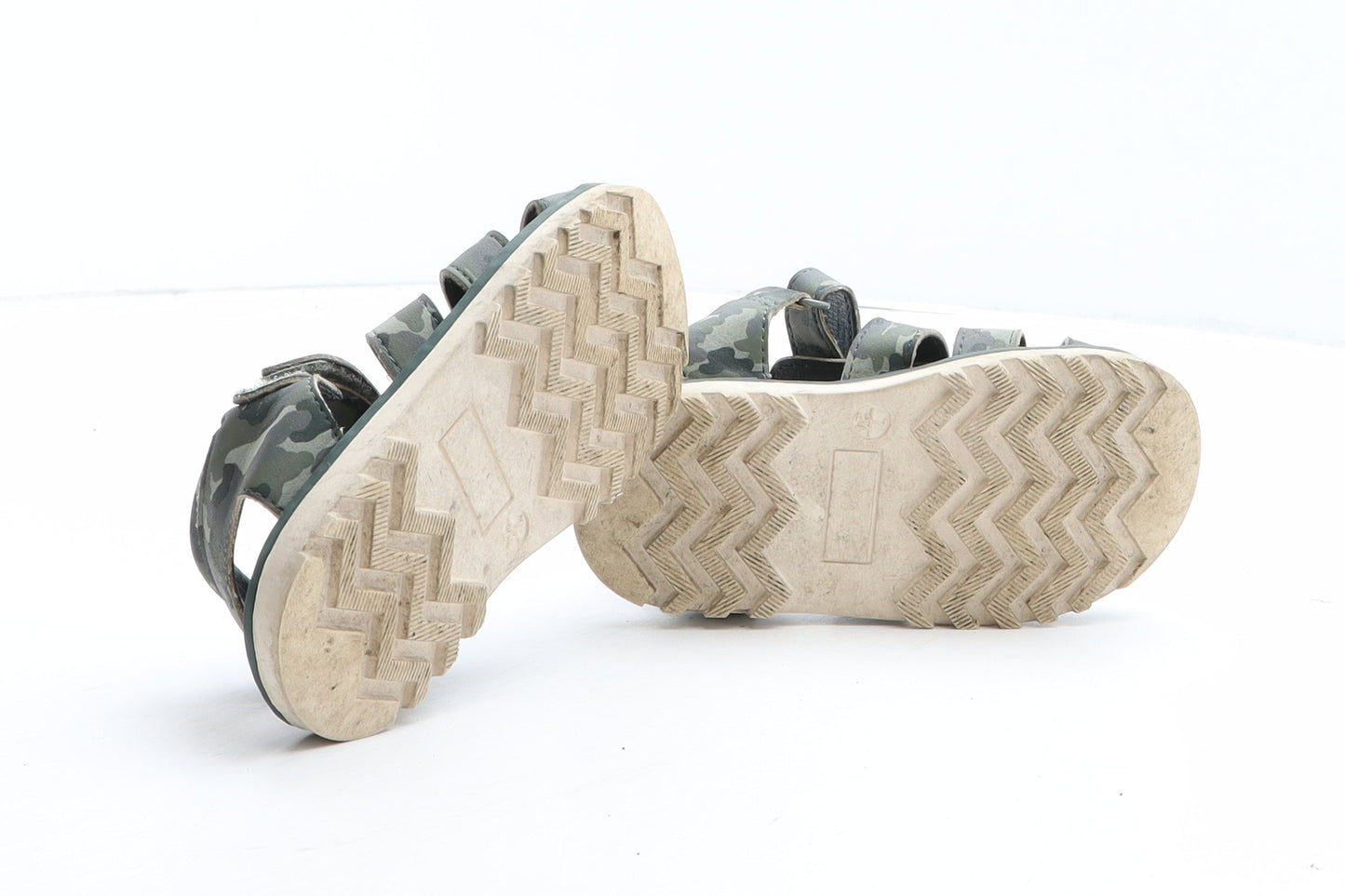 F&F Boys Green Camouflage Synthetic Fisherman Sandal UK 7