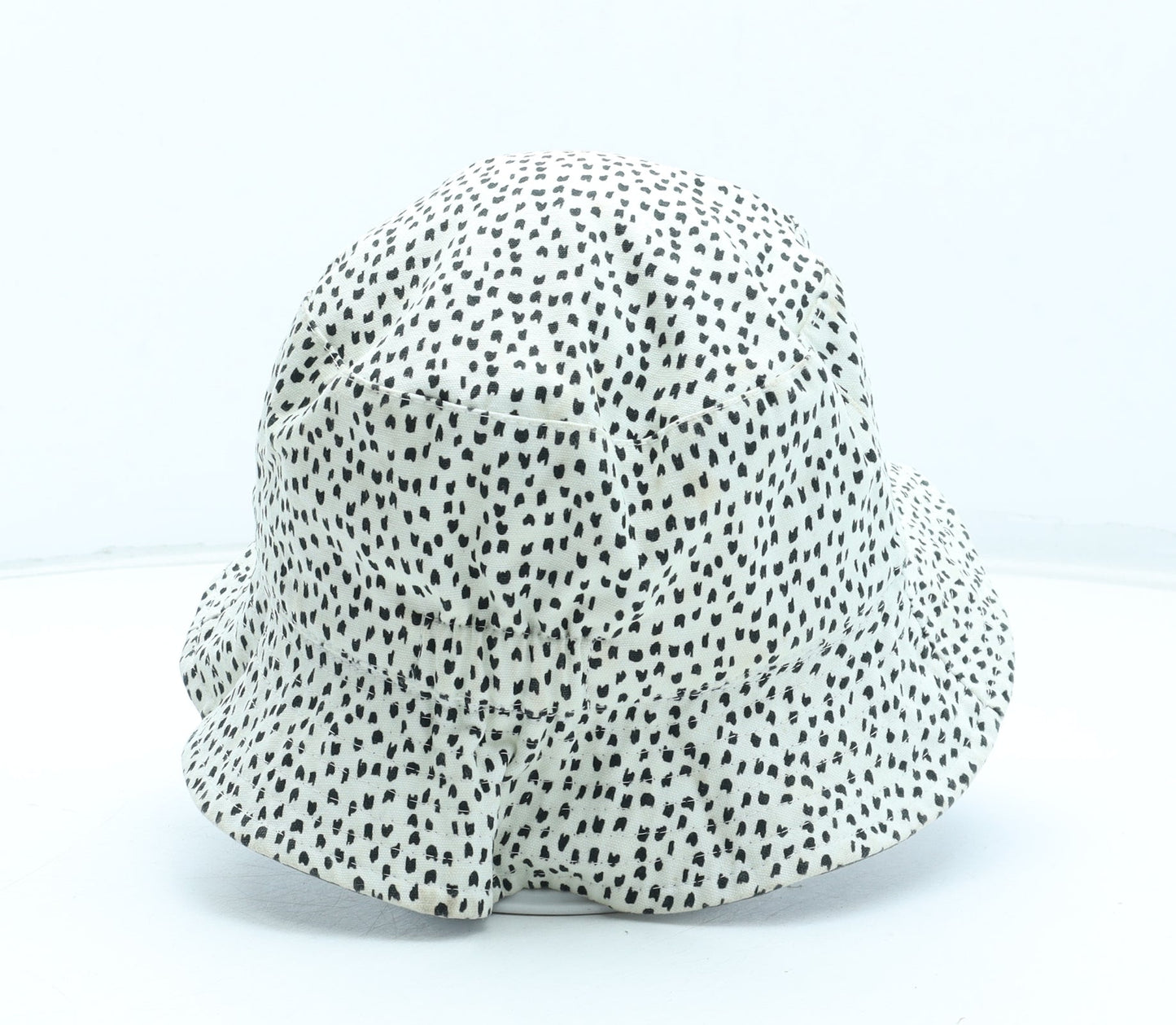 Preworn Boys White Geometric Cotton Bucket Hat Size S