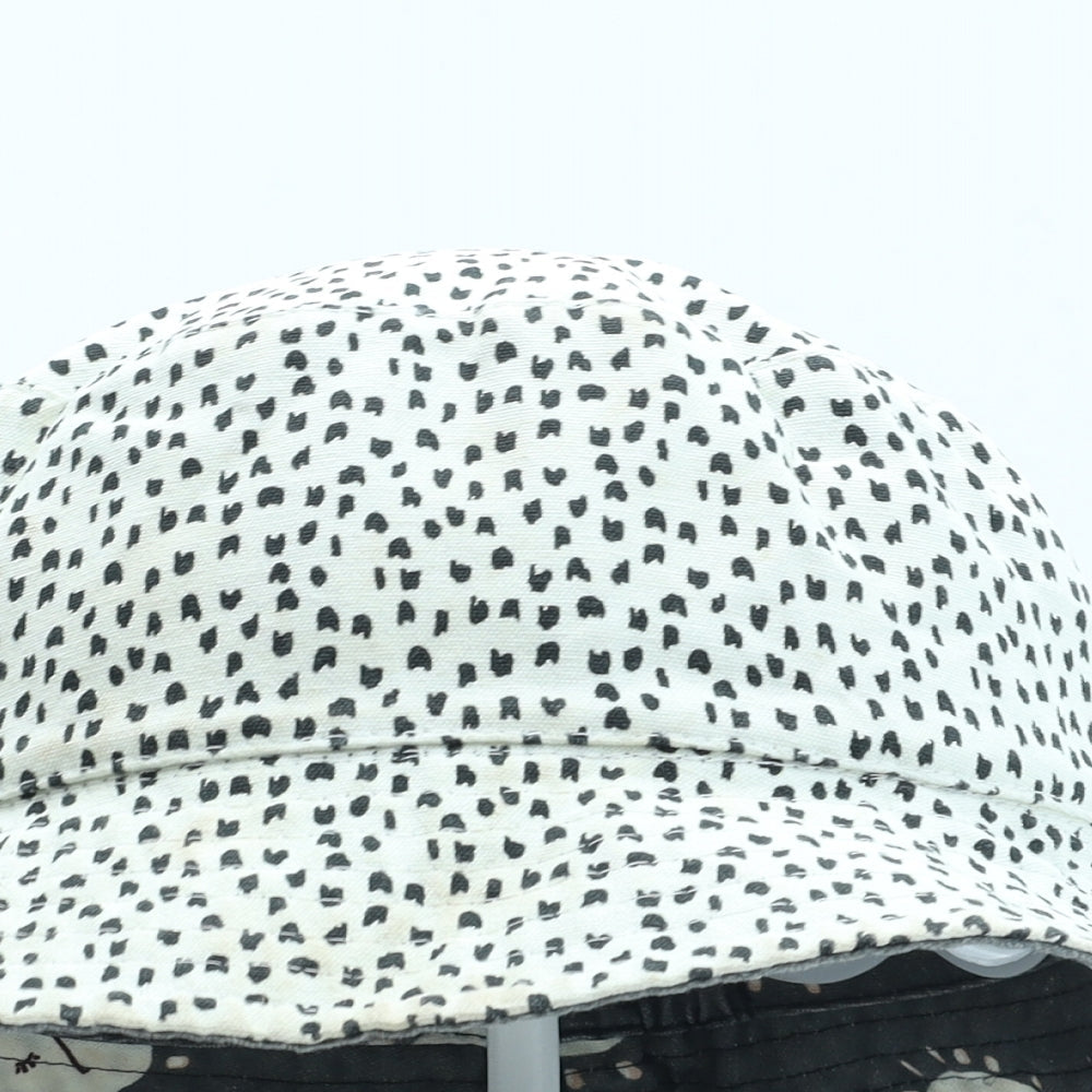 Preworn Boys White Geometric Cotton Bucket Hat Size S