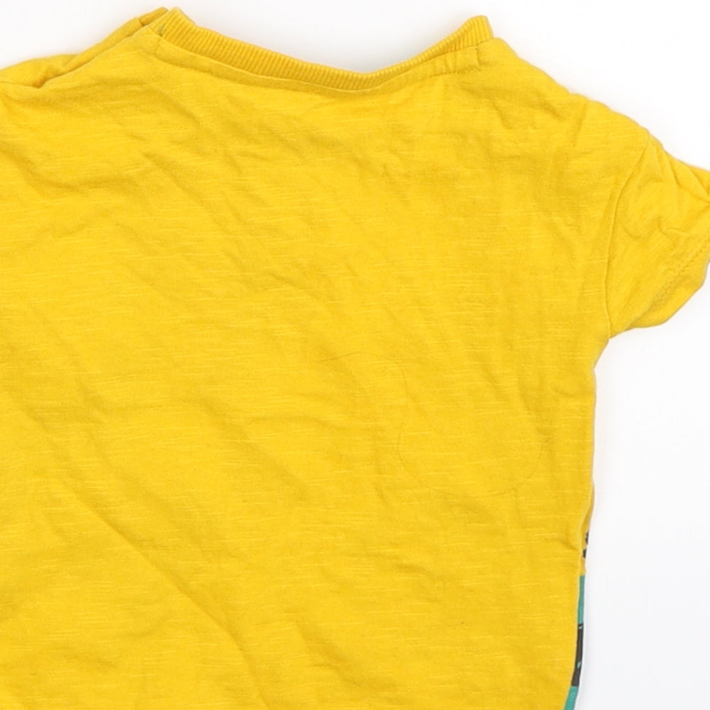 Mini Club Baby Yellow   Basic T-Shirt Size 3-6 Months  - GIRAFFES