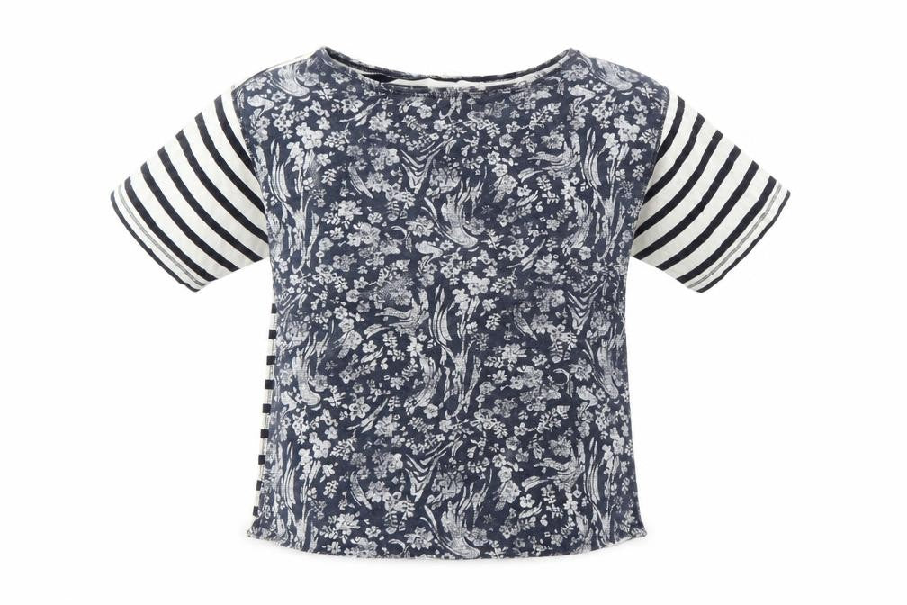 Front view of Gap women’s blue striped basic t-shirt, size XS