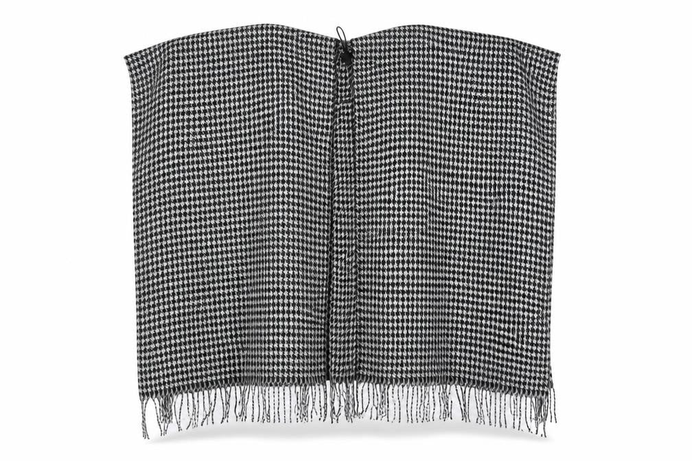 Front view of Garfield & Marks women’s grey houndstooth knit shawl/wrap