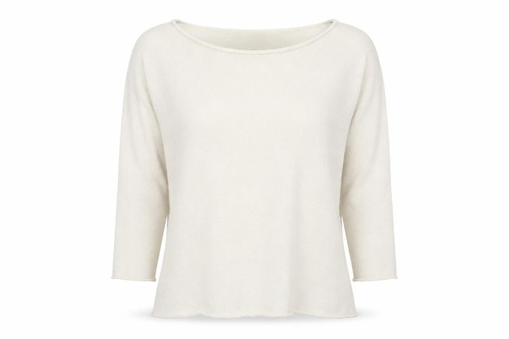 Front view of H&M women’s white jumper, size XL