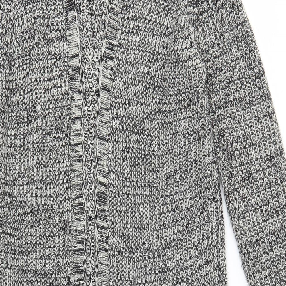 Close-up detail of Forever 21 women’s grey cardigan jumper, size S