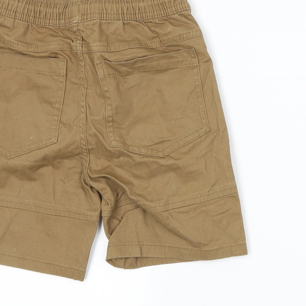 Urban Supply Boys Brown   Chino Shorts Size 8 Years