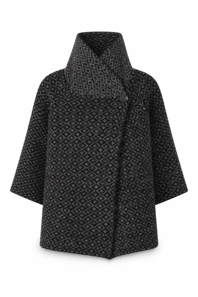Front view of Ellen Tracy women’s grey argyle/diamond knit jumper, size S