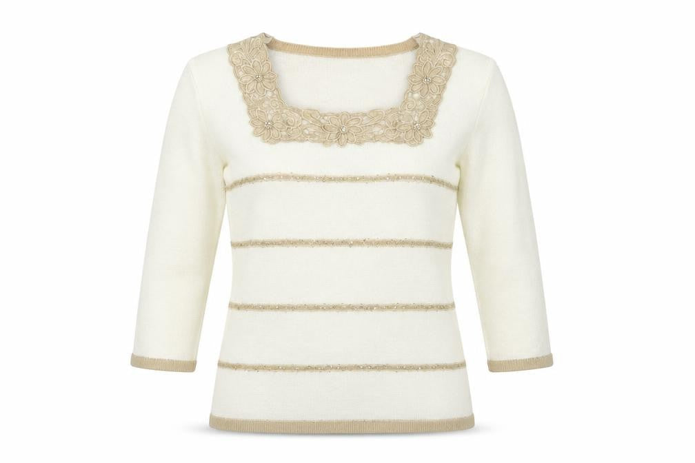 Front view of Bonmarché women’s white basic t-shirt, size S