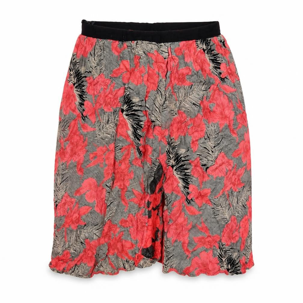 Front view of Topshop women’s pink floral paperbag shorts, size UK 10