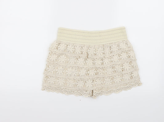 Preworn Womens Beige   Bermuda Shorts Size XS