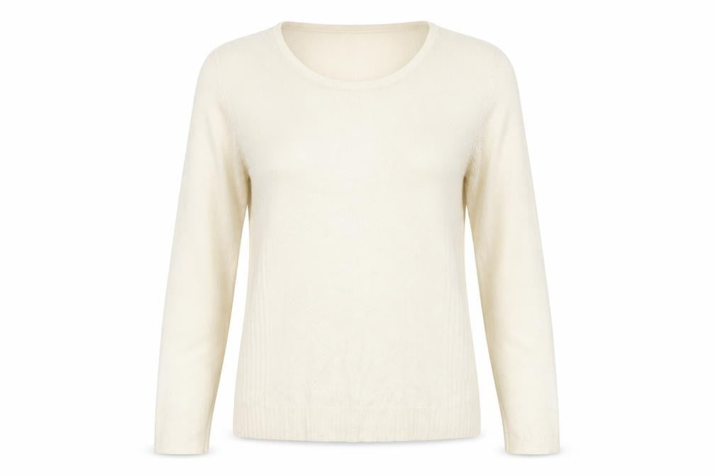 Front view of Kliss women’s white knit jumper, size L