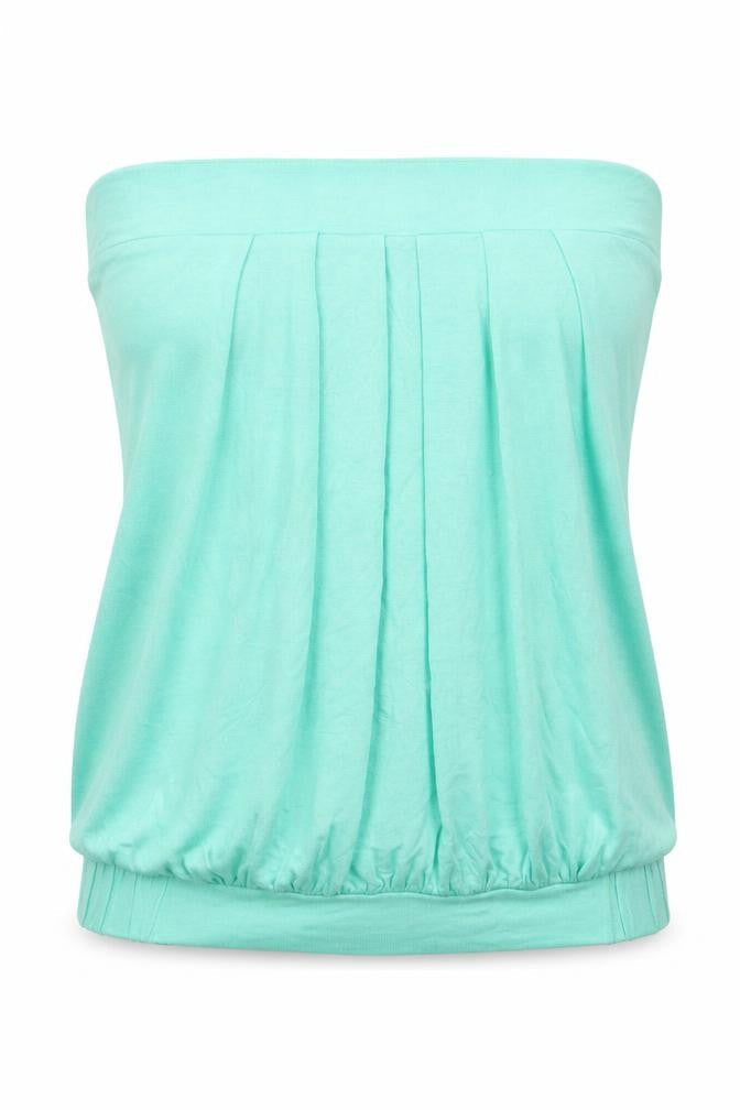 Front view of Pattyboutik women’s green jersey basic t-shirt, size M