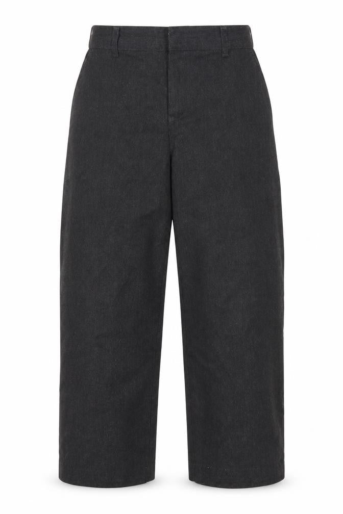 Front view of F&F boys’ grey bloomer trousers, size 8-9, years