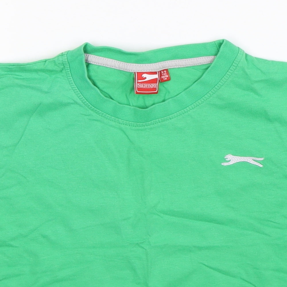 Slazenger Boys Green   Basic T-Shirt Size 5-6 Years