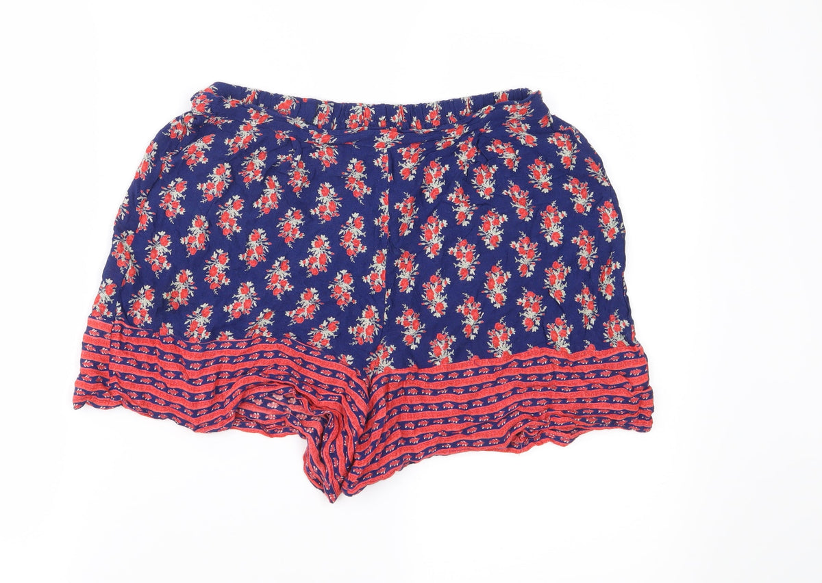 Additional front view of Boohoo women’s blue floral shorts, size UK 8