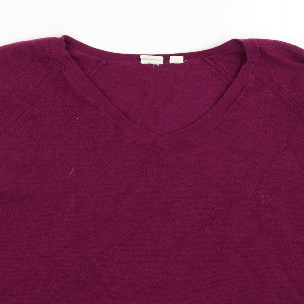 Close-up detail of H&M women’s purple knit jumper, size XS