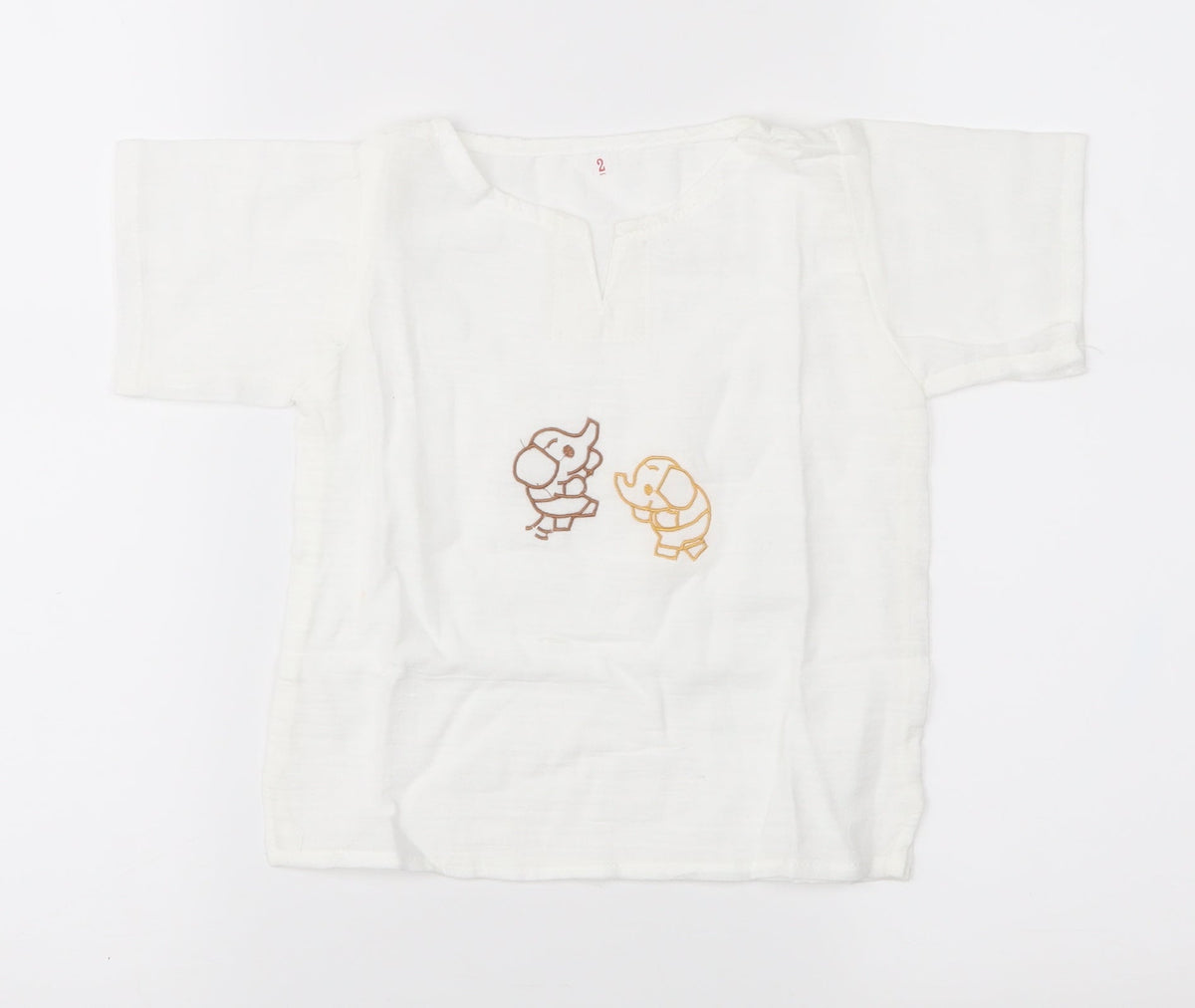 Additional front view of Preworn Baby White Pullover T-Shirt, size 18-24, Months