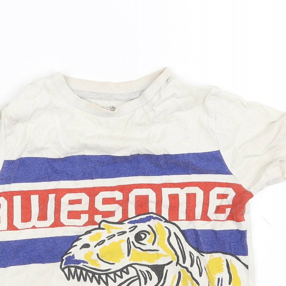 Awesome Girls White   Basic T-Shirt Size 3-4 Years