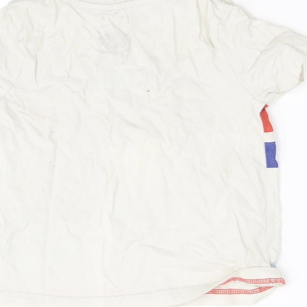 Awesome Girls White   Basic T-Shirt Size 3-4 Years