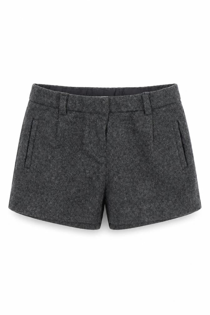 Front view of Zara girls’ grey hot pants shorts, size 5, years