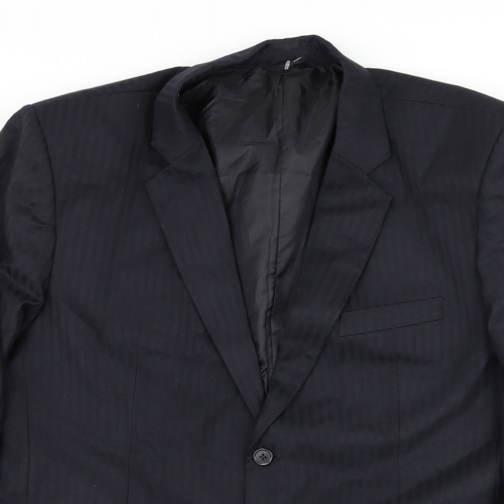 Close-up detail of Preworn men’s blue striped jacket suit jacket, size XL