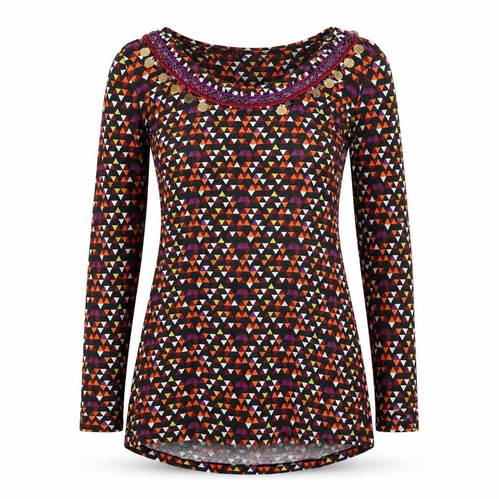 Front view of Lisa butcher women’s black basic t-shirt, size UK 14