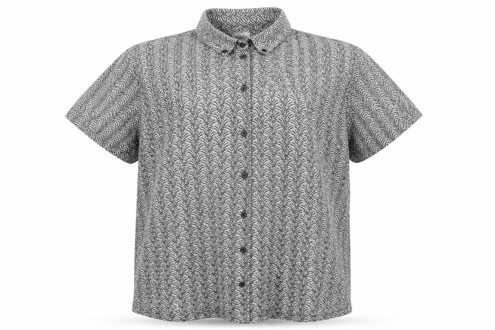 Front view of Essence women’s grey knit basic button-up, size UK 16