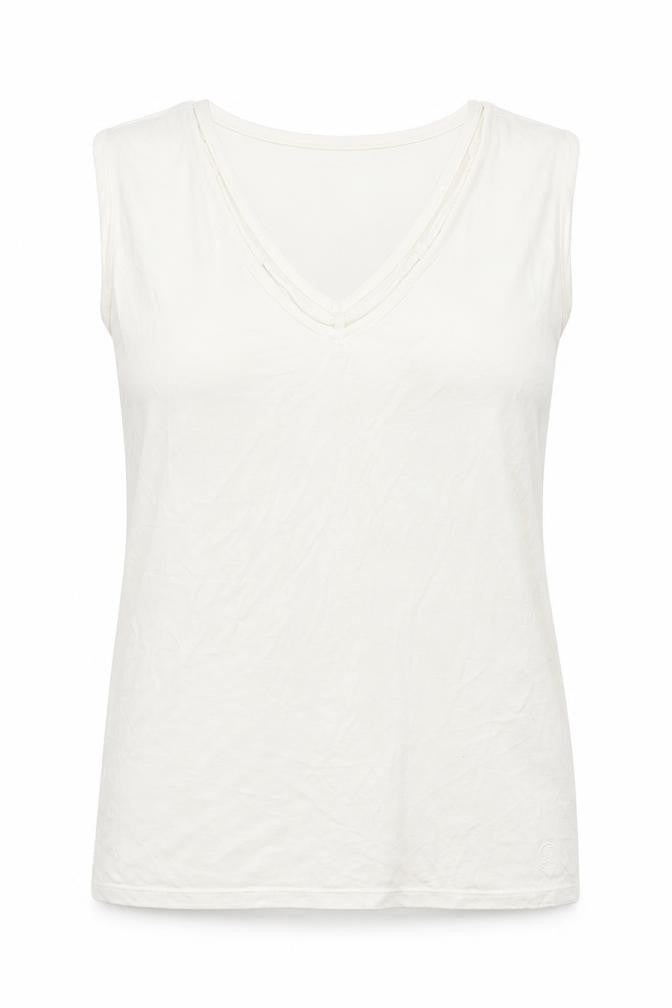 Front view of S. Oliver women’s white basic t-shirt, size UK 10
