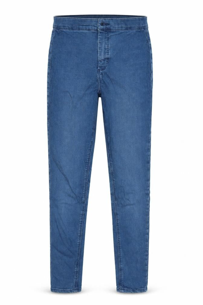 Front view of Topshop women’s blue skinny jeans, size UK 26, 28-inch leg