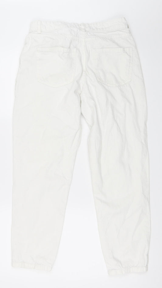 Preworn Womens White  Denim Straight Jeans Size 12 L25 in