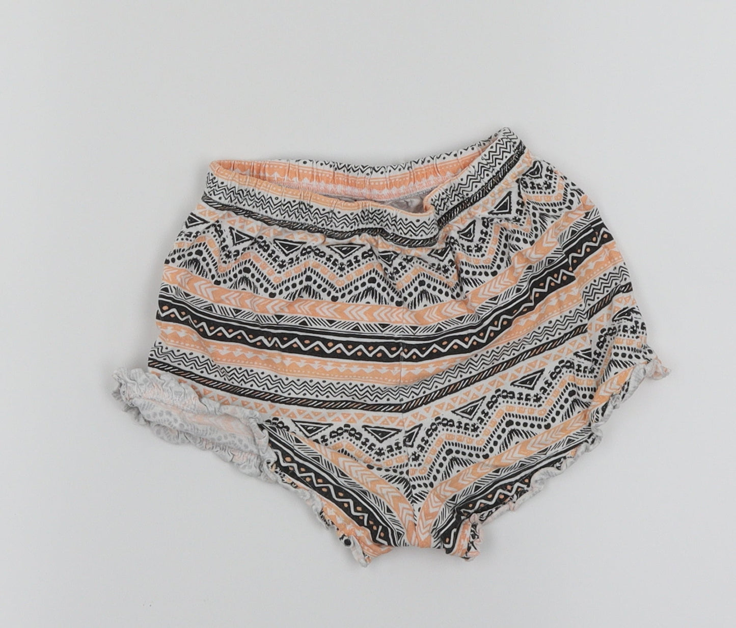 Matalan Girls White Geometric  Sweat Shorts Size 8 Years