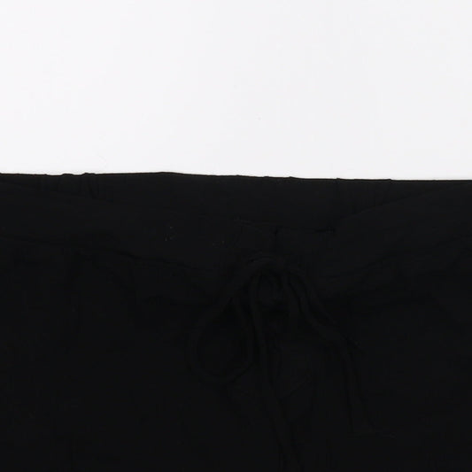 FOREVR 21 Womens Black   Paperbag Shorts Size M