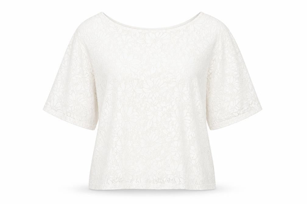 Front view of New Look women’s ivory floral basic blouse, size UK 14