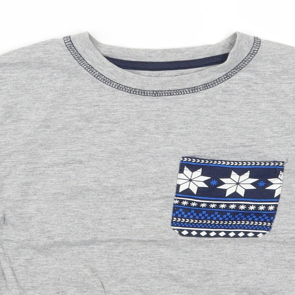 Primark Boys Grey   Basic T-Shirt Size 7-8 Years  - Pattern on Pocket