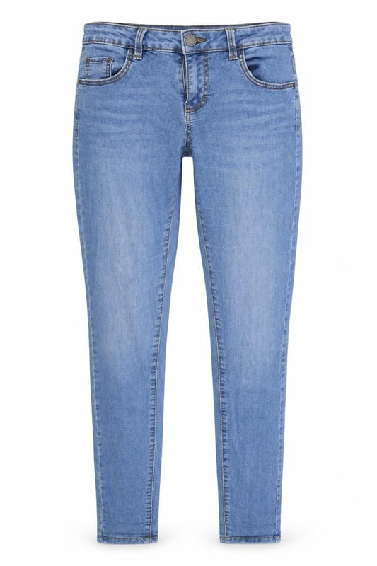 Front view of Denim Co women’s blue denim jegging jeans, size UK 8, 33-inch leg