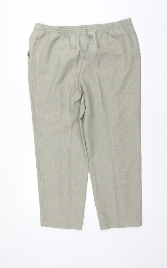 Marks and Spencer Womens Green   Trousers  Size 18 L26 in