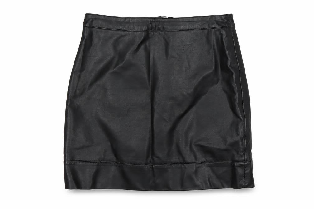 Front view of Dorothy Perkins women’s black a-line skirt, size UK 8