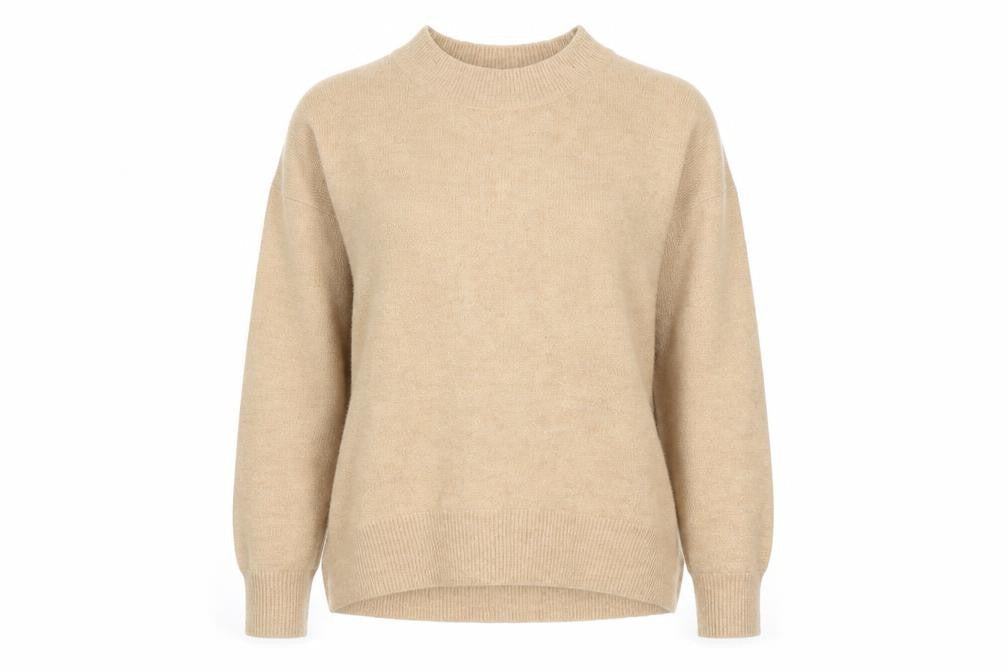 Front view of H&M women’s pink jumper, size M