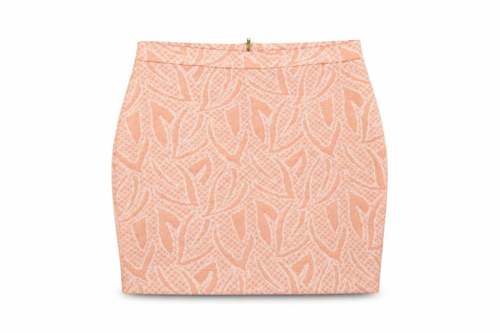 Front view of H&M women’s pink floral mini skirt, size M