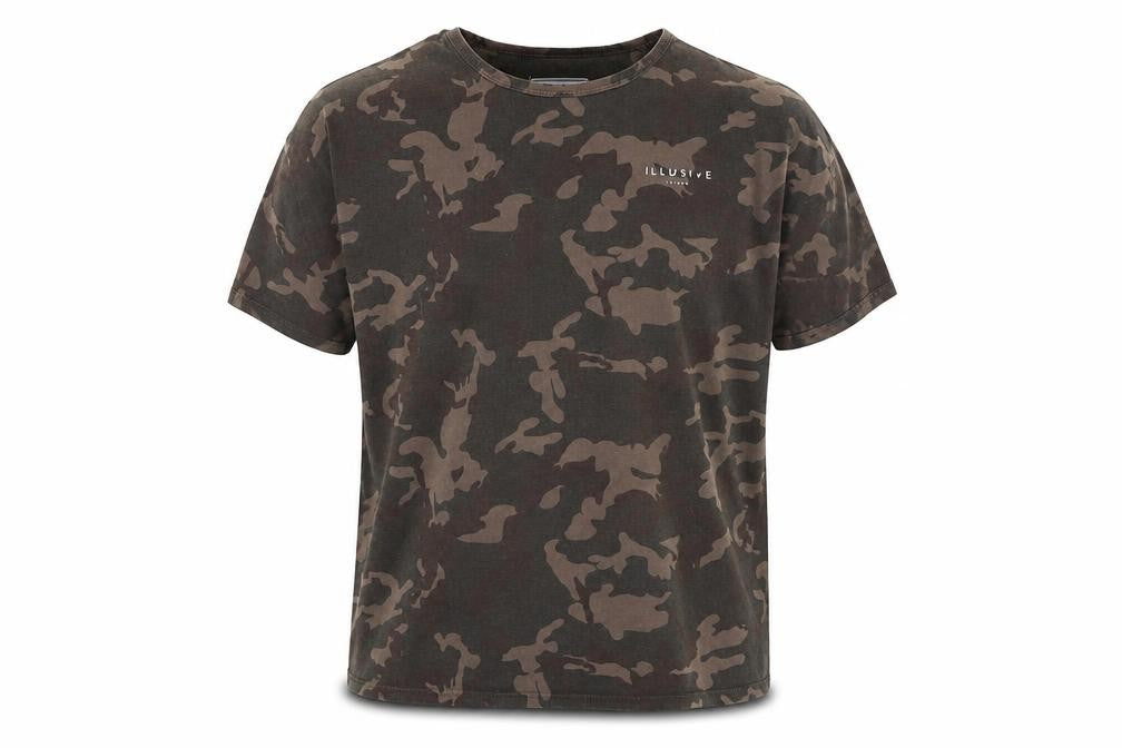 Front view of ILLUSIVE LONDON men’s green camouflage t-shirt, size XS